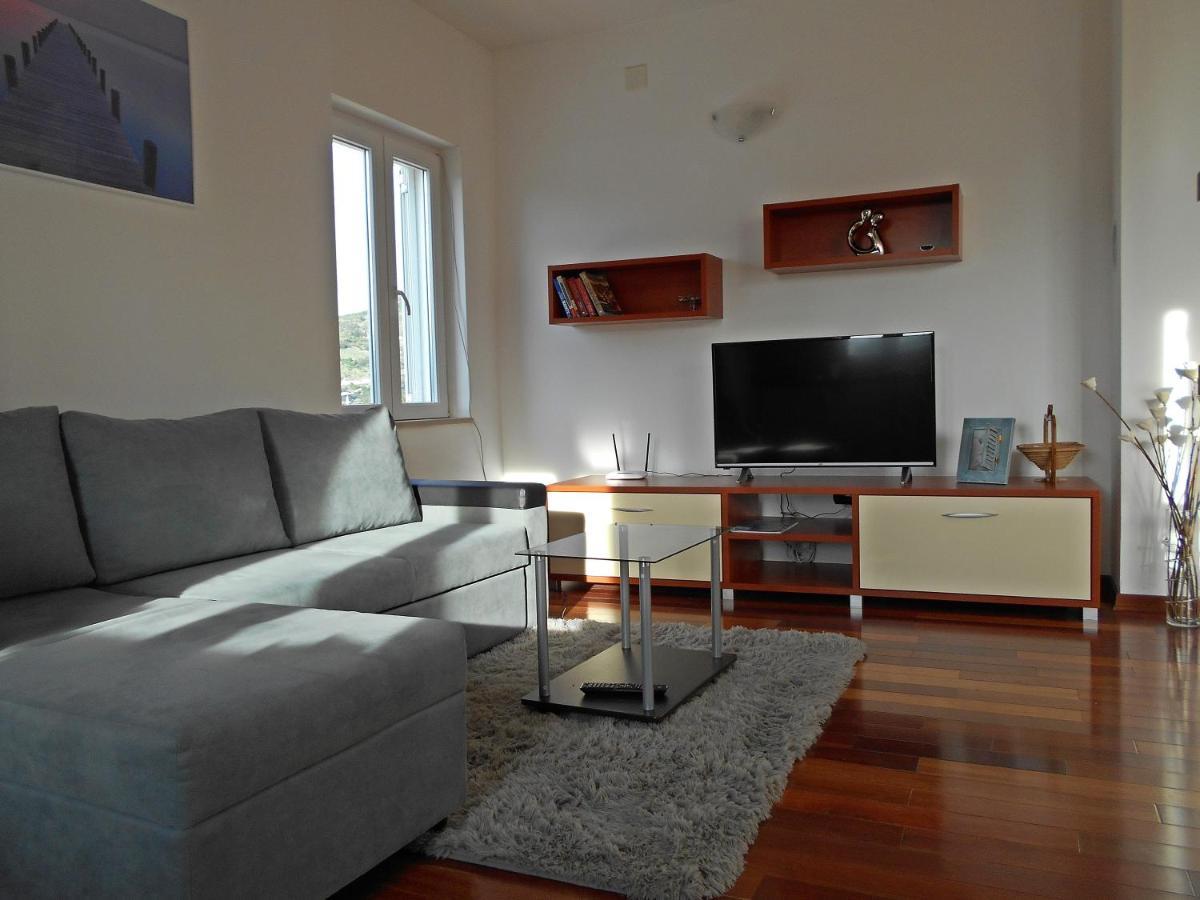 Apartman Copacabana Дубровник Екстериор снимка