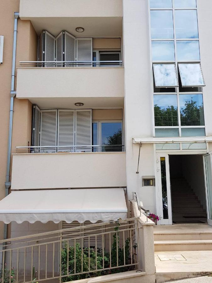 Apartman Copacabana Дубровник Екстериор снимка
